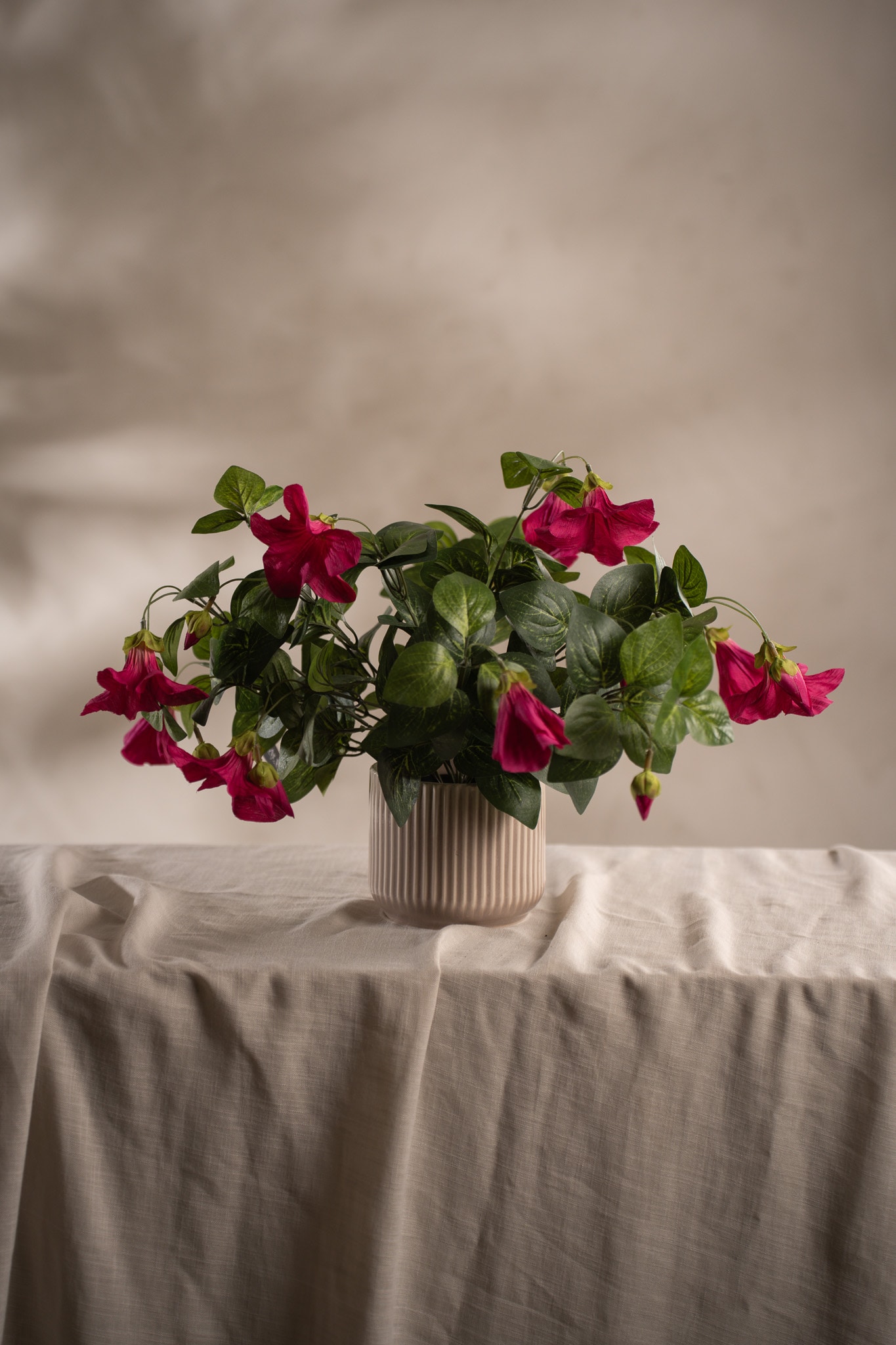 Konstgjord fuchsia Petunia 30cm